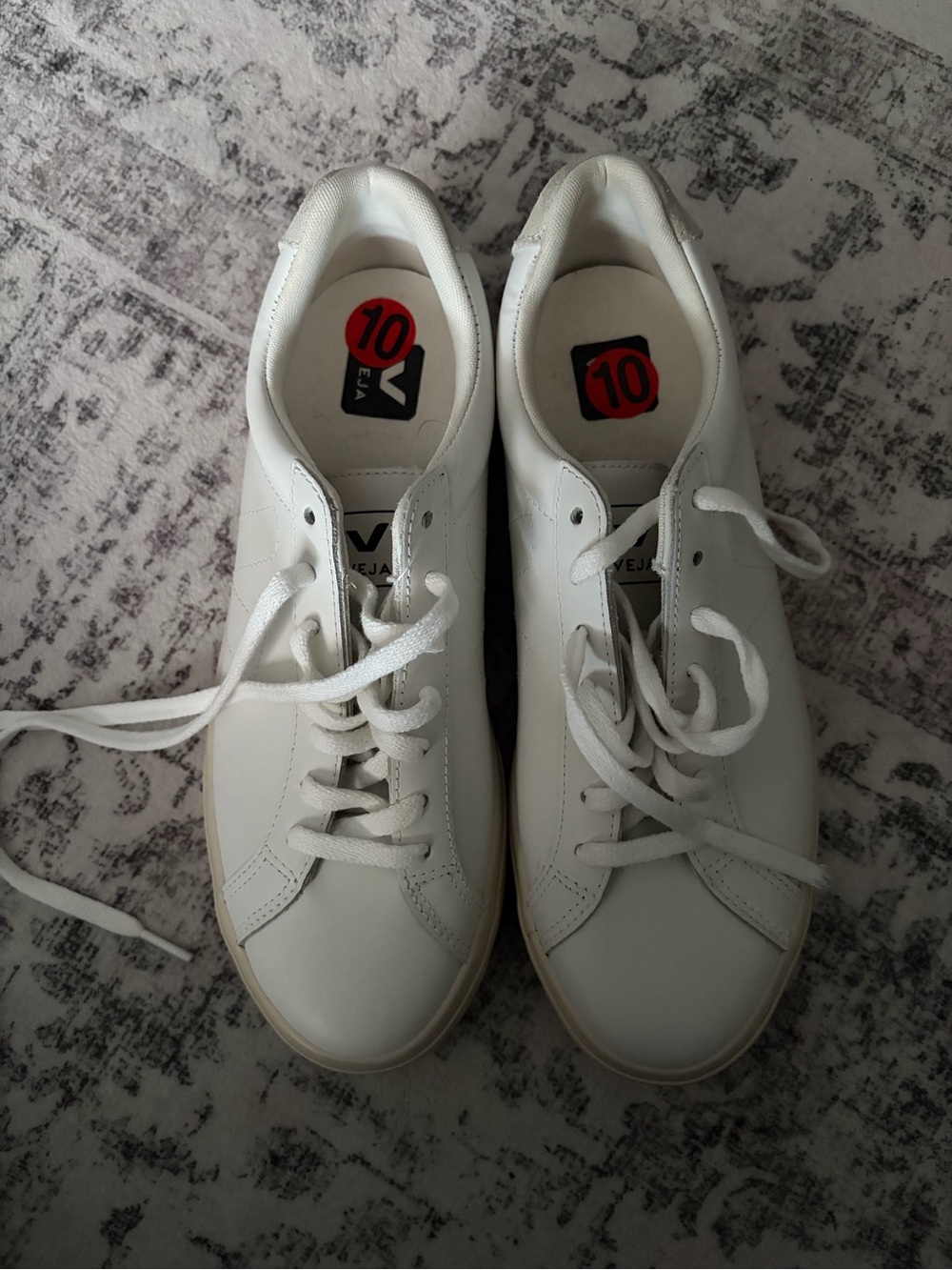 Veja White Low-Top Sneakers with Cream Sole - Picture 2 of 6